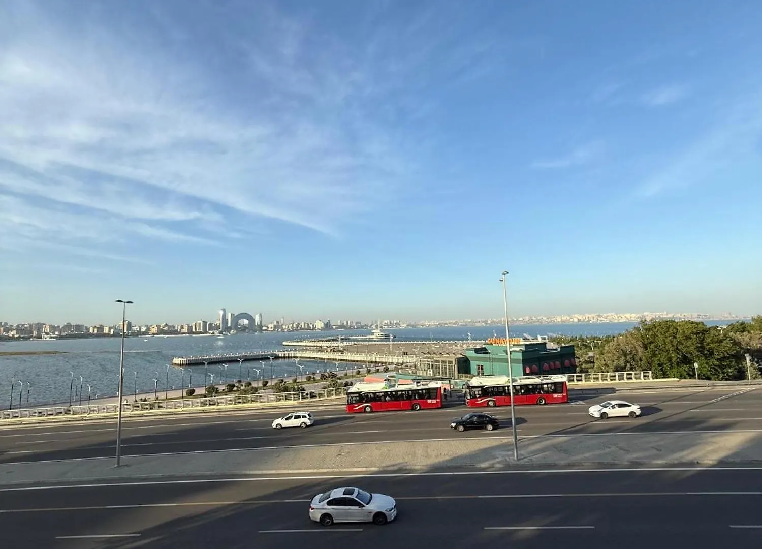 Double Bedroom Apartment Near Flag Square And Bulvar 바쿠